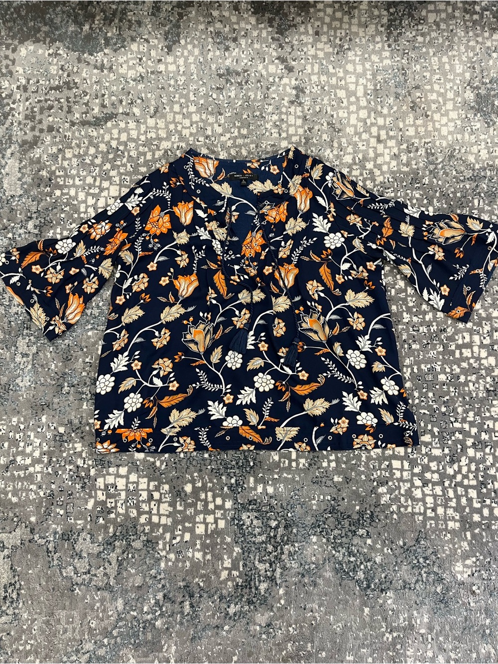 Romeo & Juliet Couture Navy Floral Bell-Sleeve Blouse